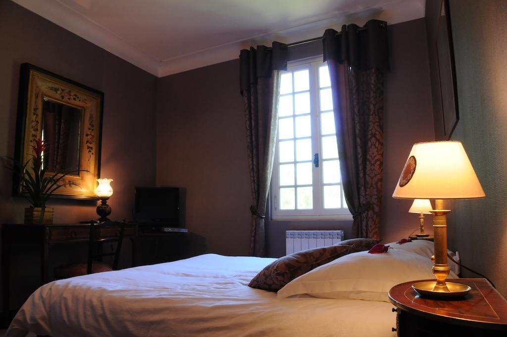 Hostellerie Restaurant Les Gorges De L'Aveyron Bruniquel Экстерьер фото