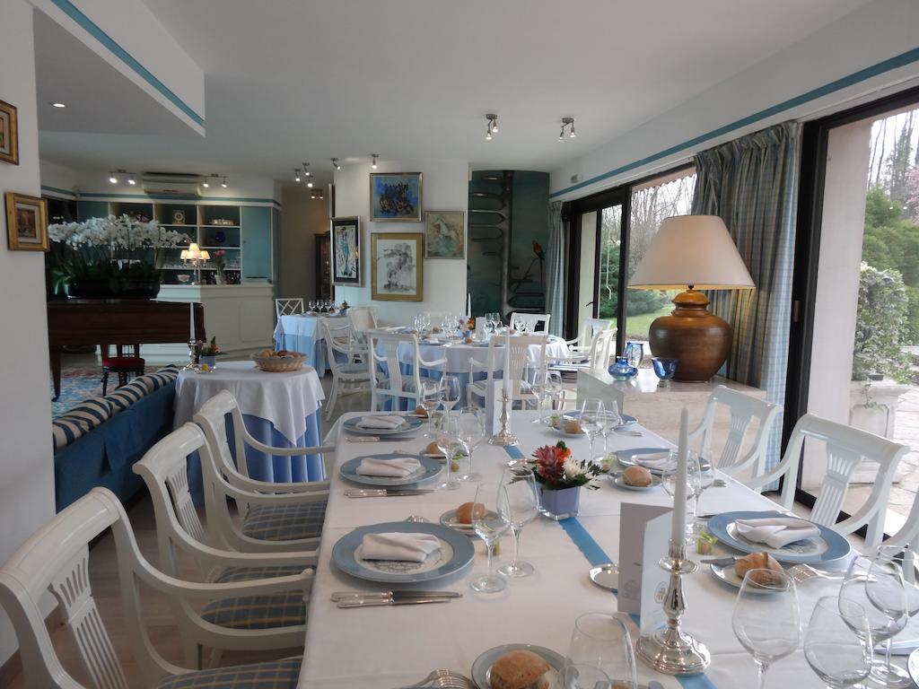 Hostellerie Restaurant Les Gorges De L'Aveyron Bruniquel Экстерьер фото